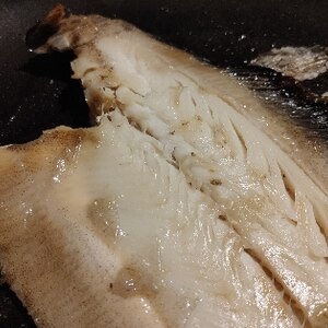 フライパン使用！魚のきれいな焼き方